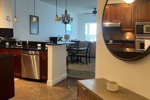 Condo in Redington Shores, Florida, 3 bedrooms  № 1884559 - photo 20