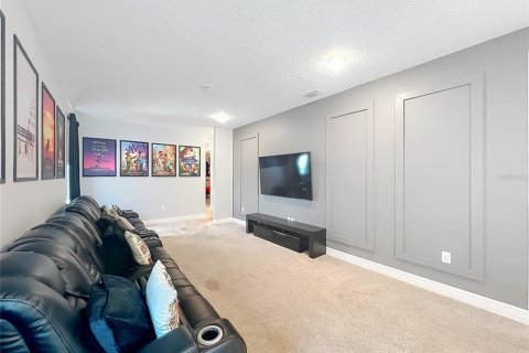 Casa en venta en Kissimmee, Florida, 6 dormitorios, 297.57 m2 № 2157768 - foto 25