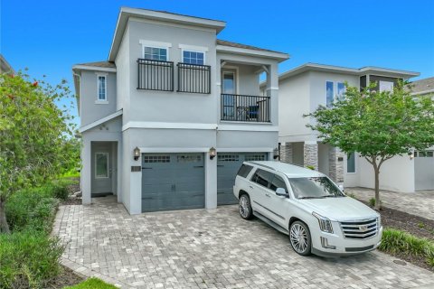 Casa en Kissimmee, Florida 6 dormitorios, 297.57 m2 № 2157768