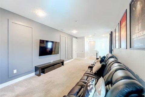 Casa en venta en Kissimmee, Florida, 6 dormitorios, 297.57 m2 № 2157768 - foto 23