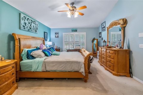 Casa en venta en Fruitland Park, Florida, 5 dormitorios, 254.92 m2 № 1909576 - foto 14