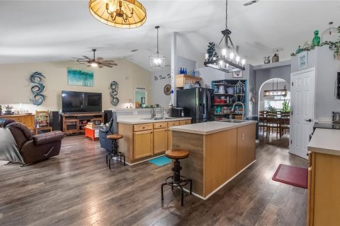 Casa en venta en Fruitland Park, Florida, 5 dormitorios, 254.92 m2 № 1909576 - foto 18