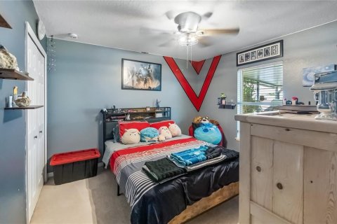 Casa en venta en Fruitland Park, Florida, 5 dormitorios, 254.92 m2 № 1909576 - foto 23