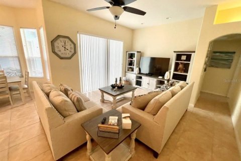 Casa en venta en Davenport, Florida, 4 dormitorios, 224.08 m2 № 1870492 - foto 7