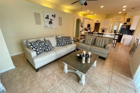 Casa en venta en Davenport, Florida, 4 dormitorios, 224.08 m2 № 1870492 - foto 9