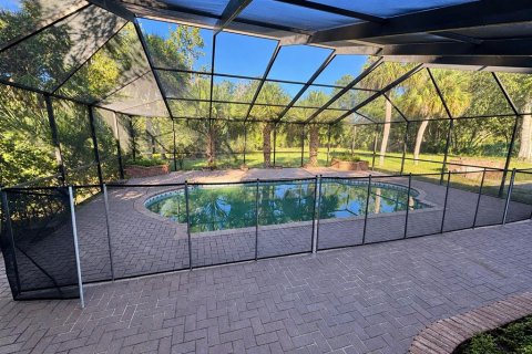 House in Spring Hill, Florida 3 bedrooms, 357.49 sq.m. № 2416730 - photo 3