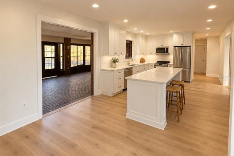 House in Spring Hill, Florida 3 bedrooms, 357.49 sq.m. № 2416730 - photo 7