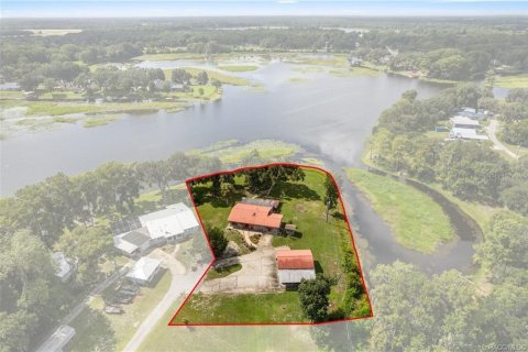 Casa en venta en Inverness, Florida, 2 dormitorios, 207.36 m2 № 2291403 - foto 2