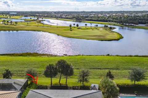Villa ou maison à vendre à Palm Beach Gardens, Floride: 3 chambres, 259.2 m2 № 2433825 - photo 2