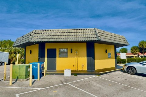 Купить виллу или дом в Лантана, Флорида 111.67м2, № 1683505 - фото 12