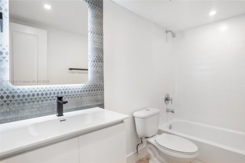 Appartement à louer à Sunny Isles Beach, Floride: 2 chambres, 104.98 m2 № 1865278 - photo 8