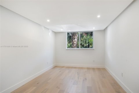 Appartement à louer à Sunny Isles Beach, Floride: 2 chambres, 104.98 m2 № 1865278 - photo 9