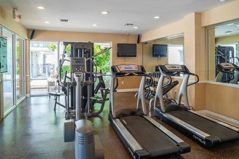 Appartement à louer à Sunny Isles Beach, Floride: 2 chambres, 104.98 m2 № 1865278 - photo 18