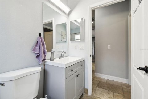 Casa en venta en Holiday, Florida, 5 dormitorios, 226.03 m2 № 1652192 - foto 27