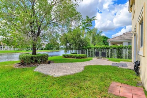 Купить виллу или дом в Уэстон, Флорида 3 спальни, 168.62м2, № 2033680 - фото 30