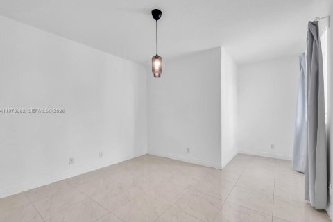 Купить виллу или дом в Уэстон, Флорида 3 спальни, 168.62м2, № 2033680 - фото 18