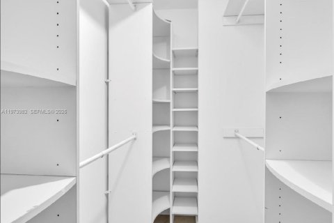 Купить виллу или дом в Уэстон, Флорида 3 спальни, 168.62м2, № 2033680 - фото 17