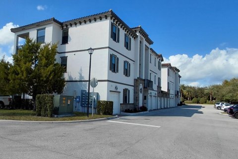 Купить кондоминиум в Лейк-Уорт, Флорида 5 комнат, 132.2м2, № 2085437 - фото 3