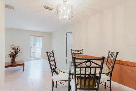 Villa ou maison à vendre à Tampa, Floride: 4 chambres, 201.32 m2 № 1819403 - photo 26