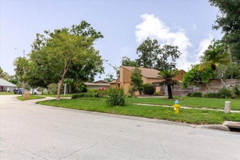 Villa ou maison à vendre à Tampa, Floride: 4 chambres, 201.32 m2 № 1819403 - photo 10