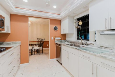 Villa ou maison à vendre à Tampa, Floride: 4 chambres, 201.32 m2 № 1819403 - photo 29