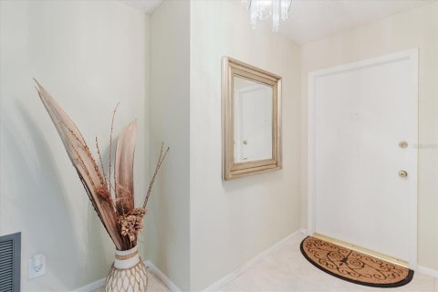 Villa ou maison à vendre à Tampa, Floride: 4 chambres, 201.32 m2 № 1819403 - photo 16