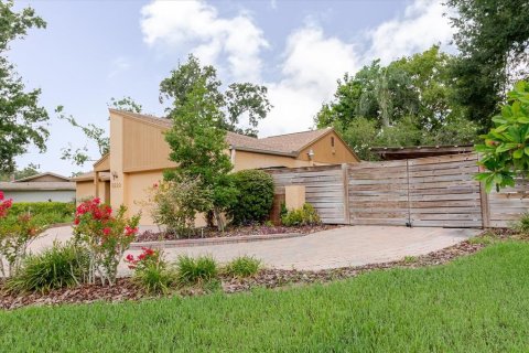 Villa ou maison à vendre à Tampa, Floride: 4 chambres, 201.32 m2 № 1819403 - photo 4