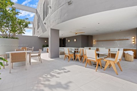 Купить кондоминиум в Майами, Флорида 4 спальни, 330.27м2, № 2024304 - фото 28