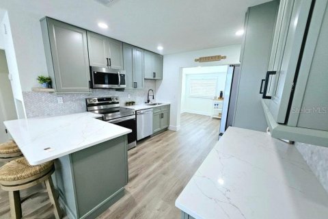 Купить виллу или дом в Ормонд-Бич, Флорида 7 комнат, 112.88м2, № 1736552 - фото 14