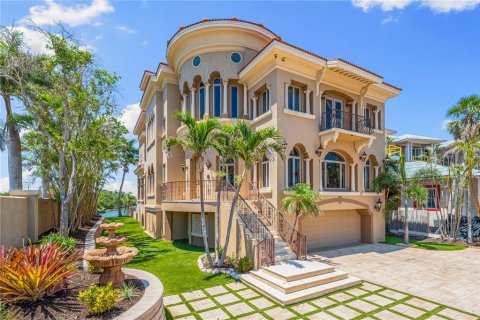 Villa ou maison à vendre à Sarasota, Floride: 5 chambres, 631.64 m2 № 1762102 - photo 1