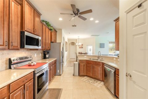 Casa en venta en New Smyrna Beach, Florida, 4 dormitorios, 235.97 m2 № 2157835 - foto 4