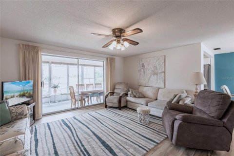 House in Port Charlotte, Florida 2 bedrooms, 102.94 sq.m. № 1608536 - photo 2