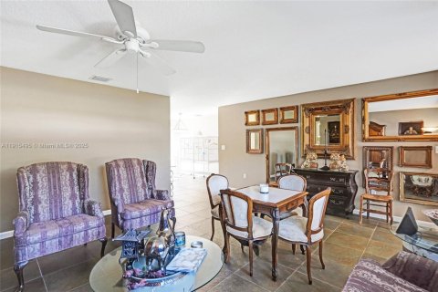 Villa ou maison à vendre à Fort Lauderdale, Floride: 3 chambres, 136.19 m2 № 1972070 - photo 9