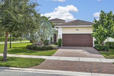 House in Westlake, Florida 2 bedrooms, 172.33 sq.m. № 2387093 - photo 2