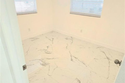 Copropriété à louer à Lauderhill, Floride: 3 chambres, 125.42 m2 № 2250509 - photo 13