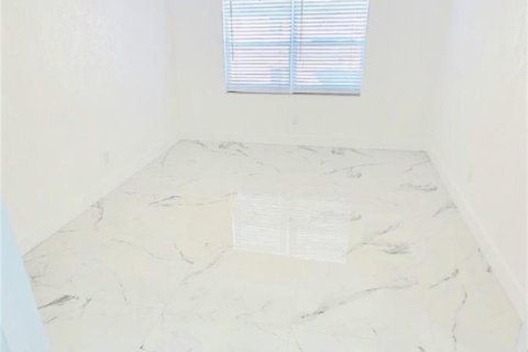 Copropriété à louer à Lauderhill, Floride: 3 chambres, 125.42 m2 № 2250509 - photo 17
