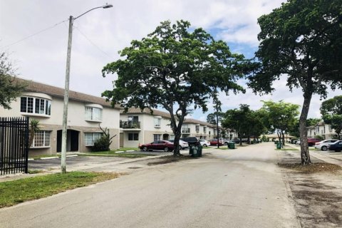 Copropriété à louer à Lauderhill, Floride: 3 chambres, 125.42 m2 № 2250509 - photo 27