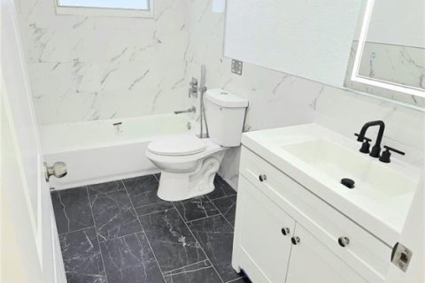 Copropriété à louer à Lauderhill, Floride: 3 chambres, 125.42 m2 № 2250509 - photo 11