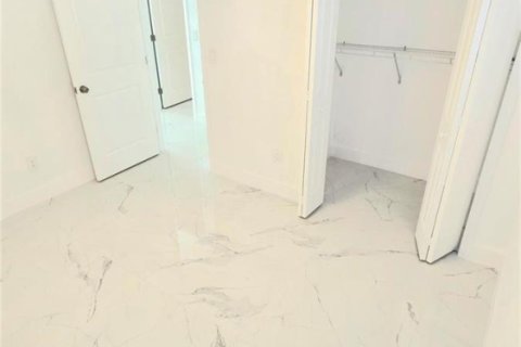 Copropriété à louer à Lauderhill, Floride: 3 chambres, 125.42 m2 № 2250509 - photo 12
