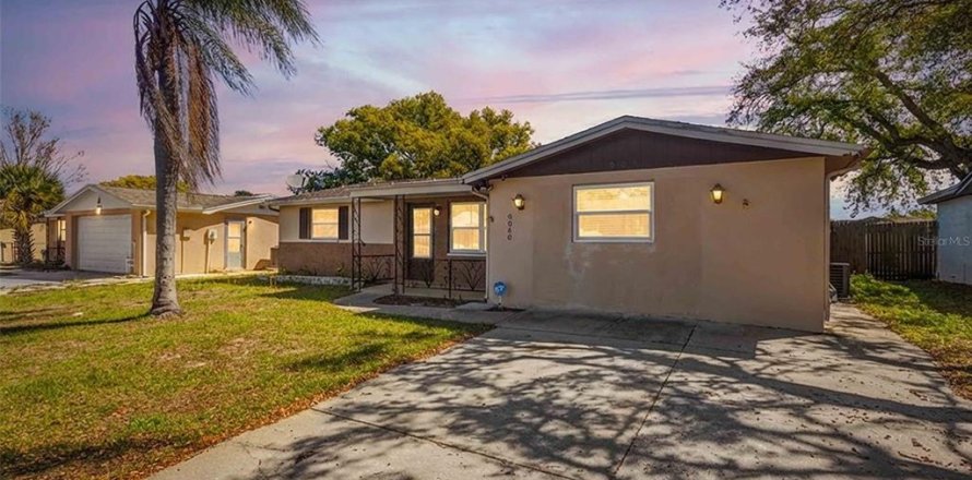 Villa ou maison à Port Richey, Floride 3 chambres, 120.77 m2 № 2091848