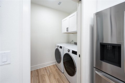 Condo in Ocala, Florida, 2 bedrooms  № 2092629 - photo 11