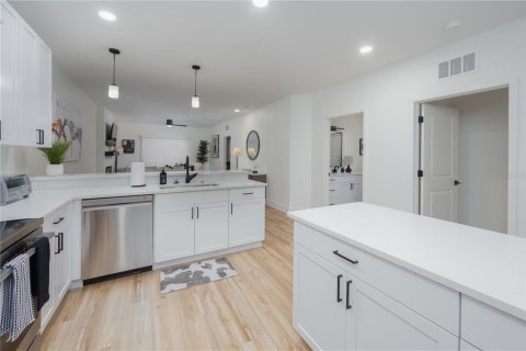 Condo in Ocala, Florida, 2 bedrooms  № 2092629 - photo 9