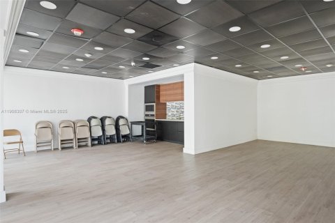 Copropriété à louer à North Bay Village, Floride: 1 chambre, 87.33 m2 № 1967881 - photo 30