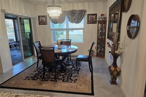 House in DeLand, Florida 3 bedrooms, 156.54 sq.m. № 2110295 - photo 17