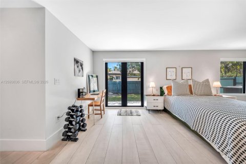 Villa ou maison à vendre à Doral, Floride: 6 chambres, 361.2 m2 № 2387166 - photo 21