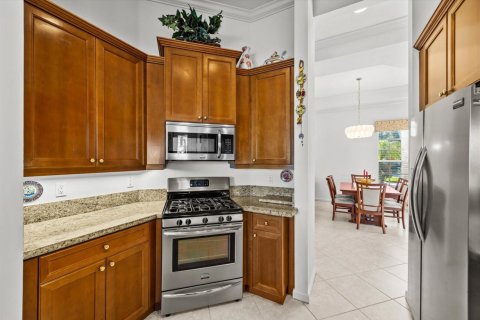 House in Port St. Lucie, Florida 3 bedrooms, 225.38 sq.m. № 2088131 - photo 18