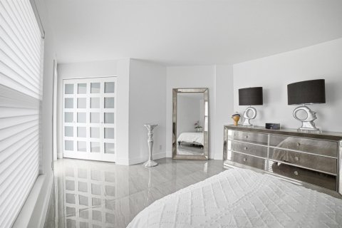 Condo in Deerfield Beach, Florida, 3 bedrooms  № 2328613 - photo 27