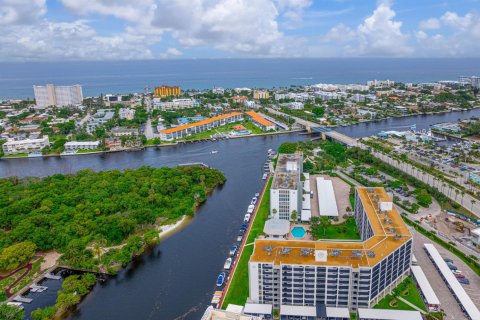 Condo in Deerfield Beach, Florida, 3 bedrooms  № 2328613