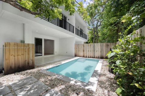 Adosado en venta en Miami, Florida, 3 dormitorios, 239.13 m2 № 1834444 - foto 29