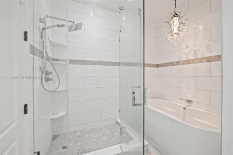 Снять в аренду таунхаус в Пемброк-Пайнс, Флорида 3 спальни, 164.62м2, № 2004951 - фото 14